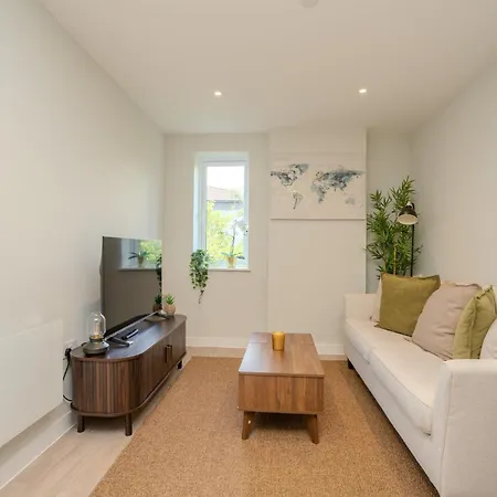 Church House By Guestz Apartment *