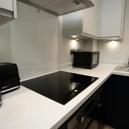 Church House By Guestz Apartment *