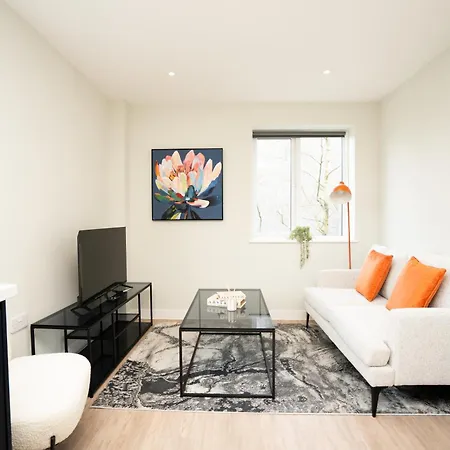 Apartment Church House By Guestz Bristol