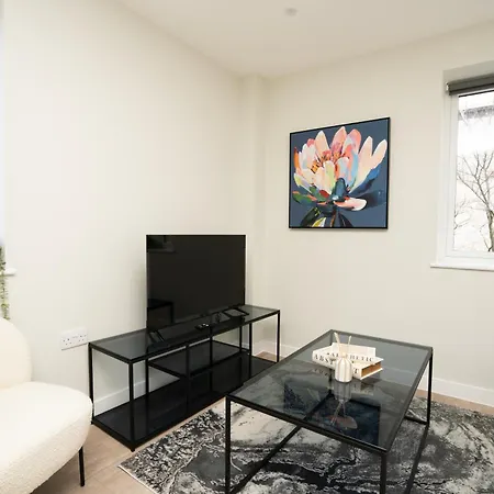 Apartment Church House By Guestz Bristol