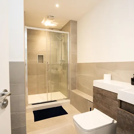 Church House By Guestz Apartment *